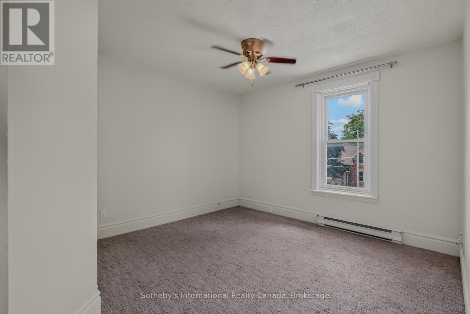 128 DOUGLAS STREET - 19