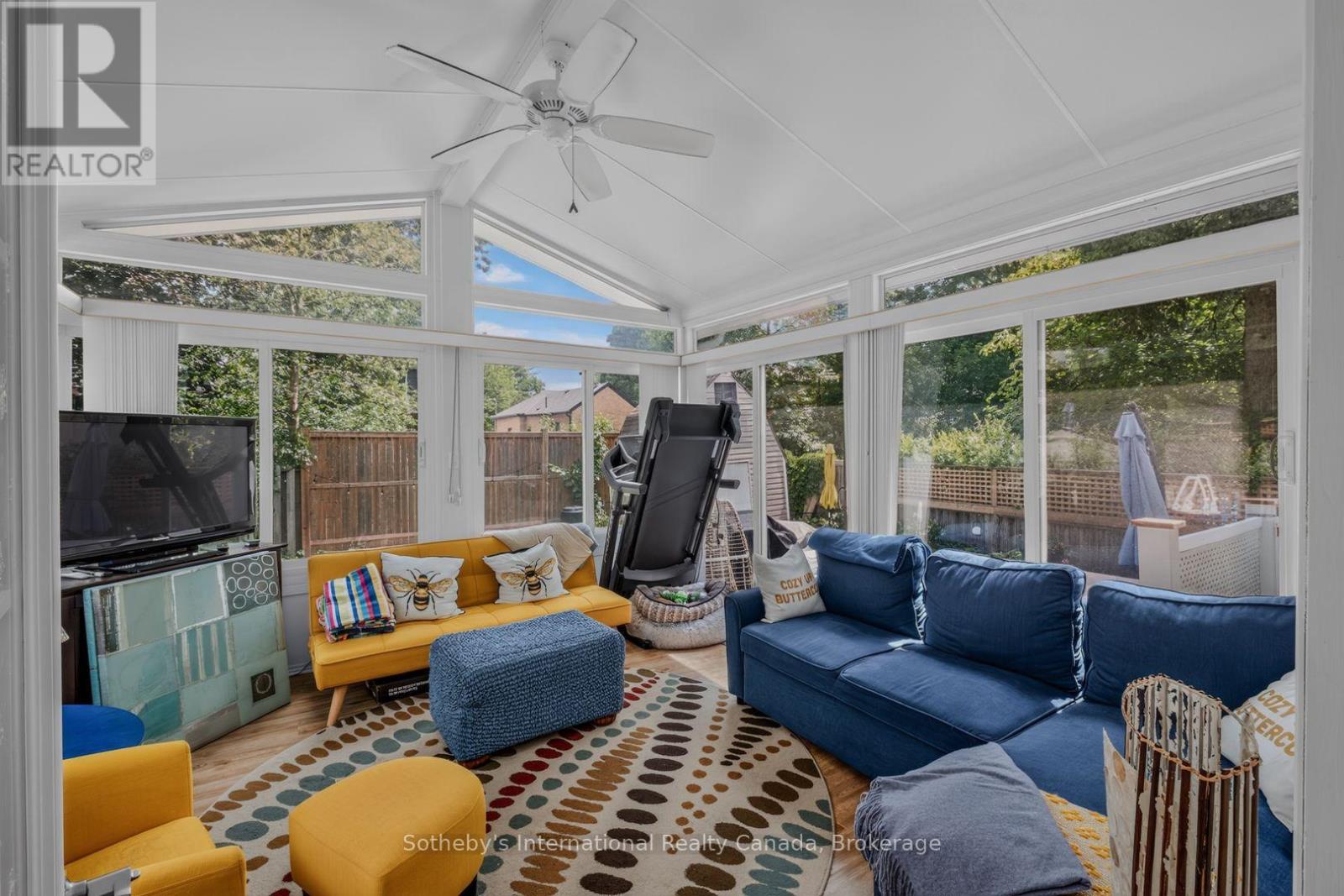 128 DOUGLAS STREET - 34