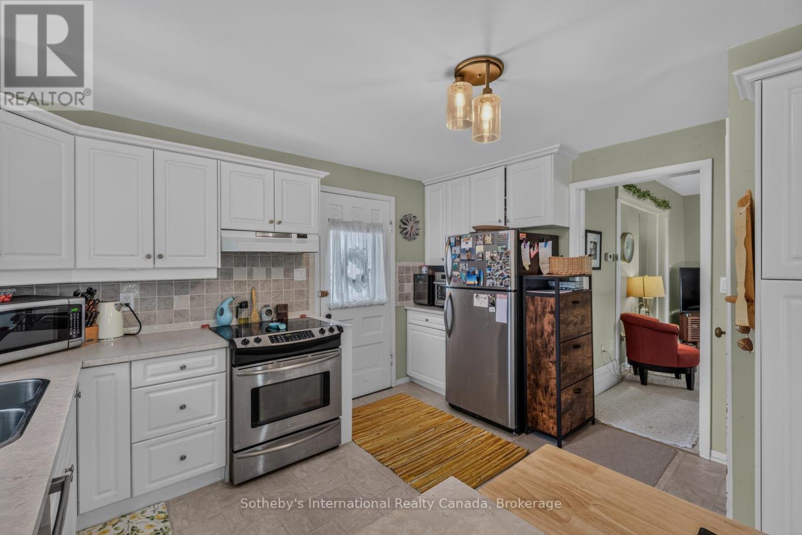 128 DOUGLAS STREET - 24