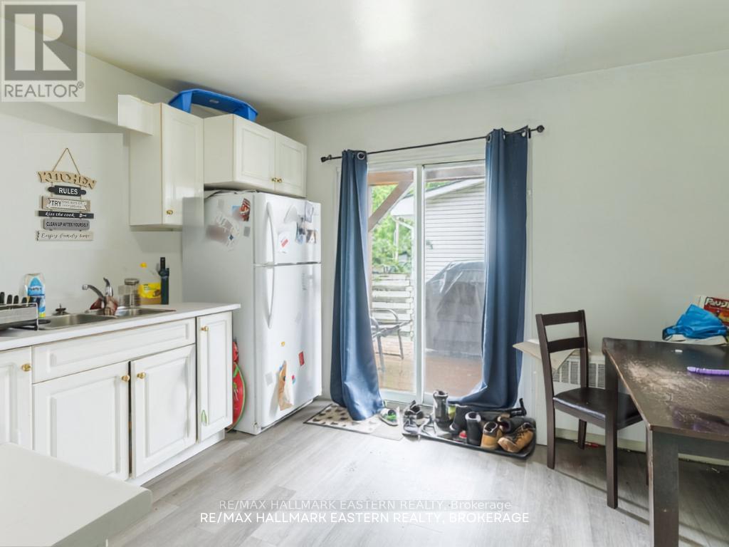 809 NICHOLLS STREET - 15