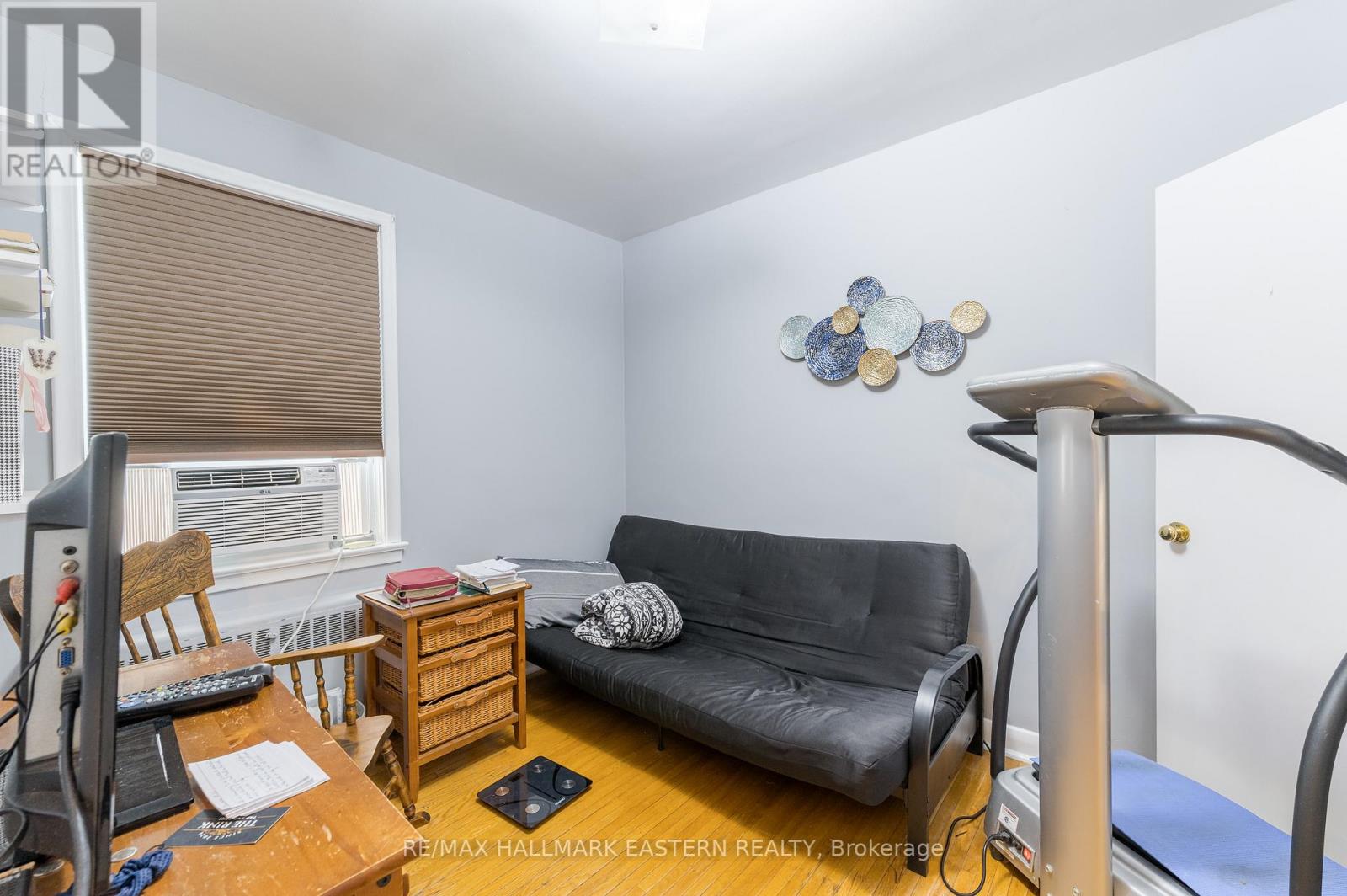 809 NICHOLLS STREET - 26