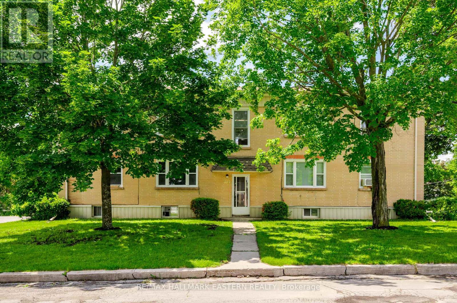 809 NICHOLLS STREET - 3