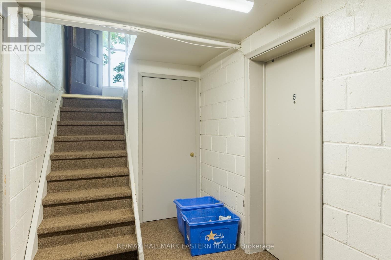 809 NICHOLLS STREET - 42