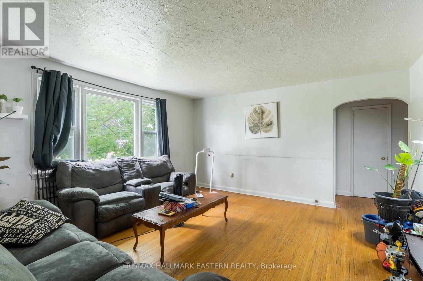 809 NICHOLLS STREET - 14