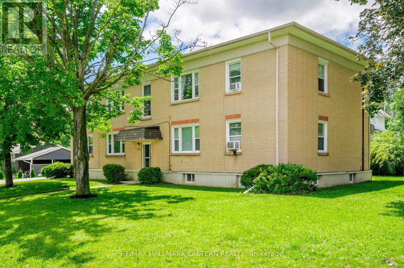 809 NICHOLLS STREET - 2