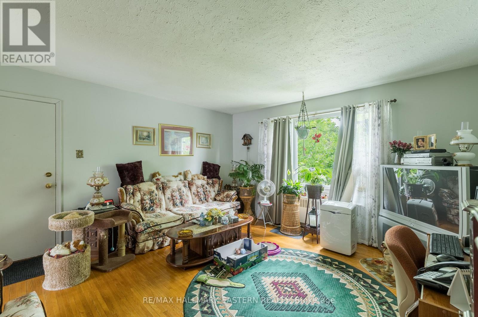 809 NICHOLLS STREET - 34