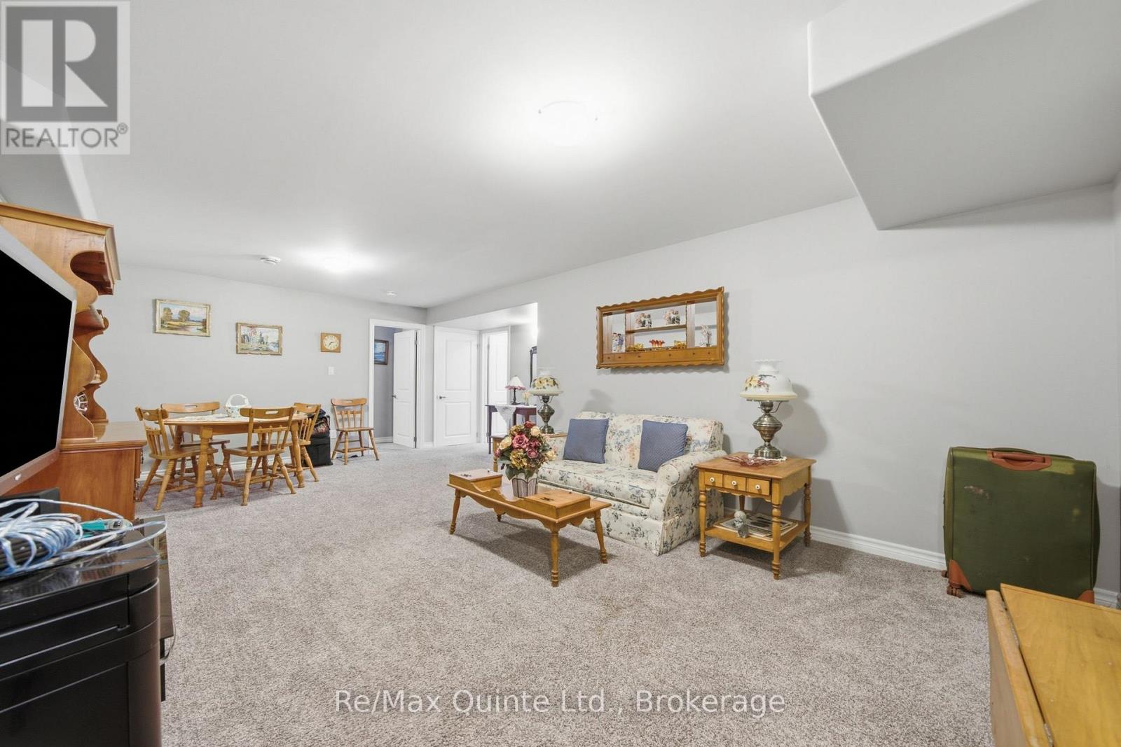 40 COBBLESTONE STREET - 28