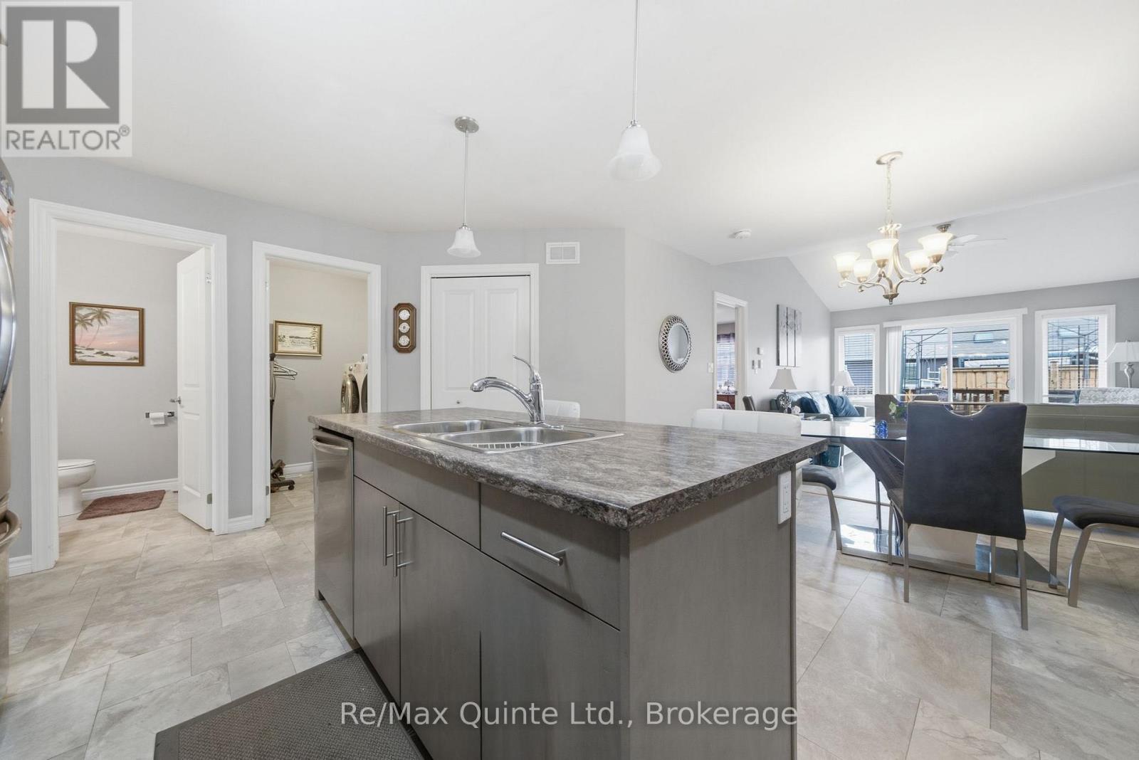 40 COBBLESTONE STREET - 12