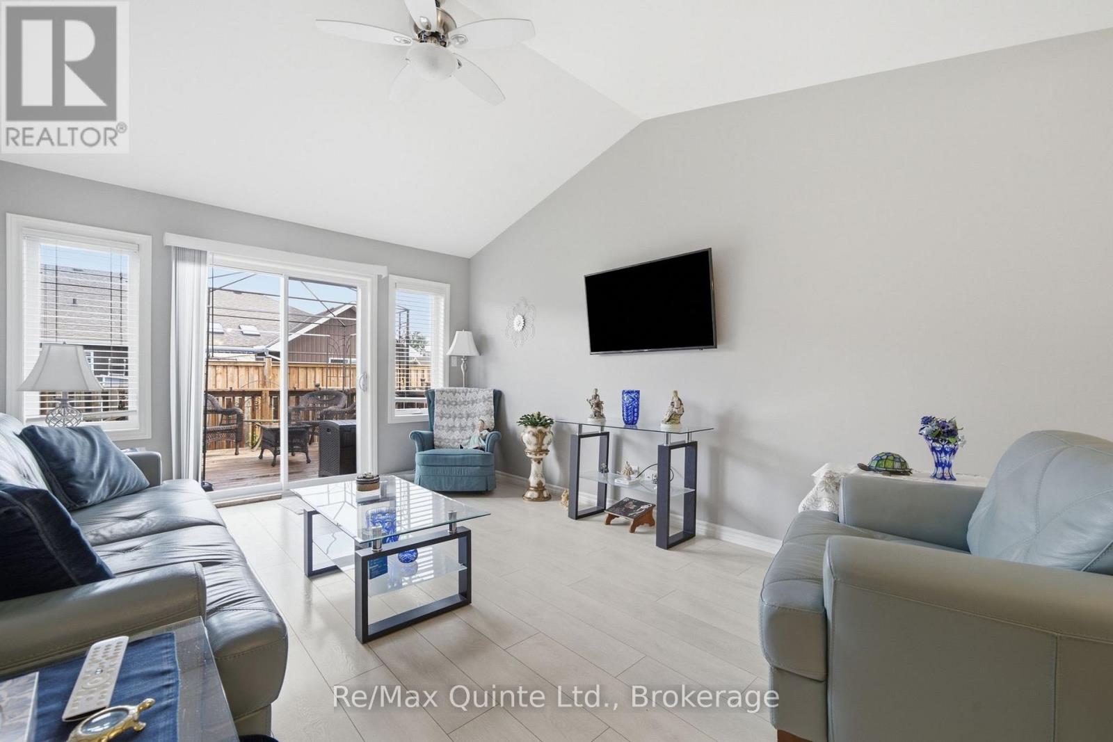 40 COBBLESTONE STREET - 15