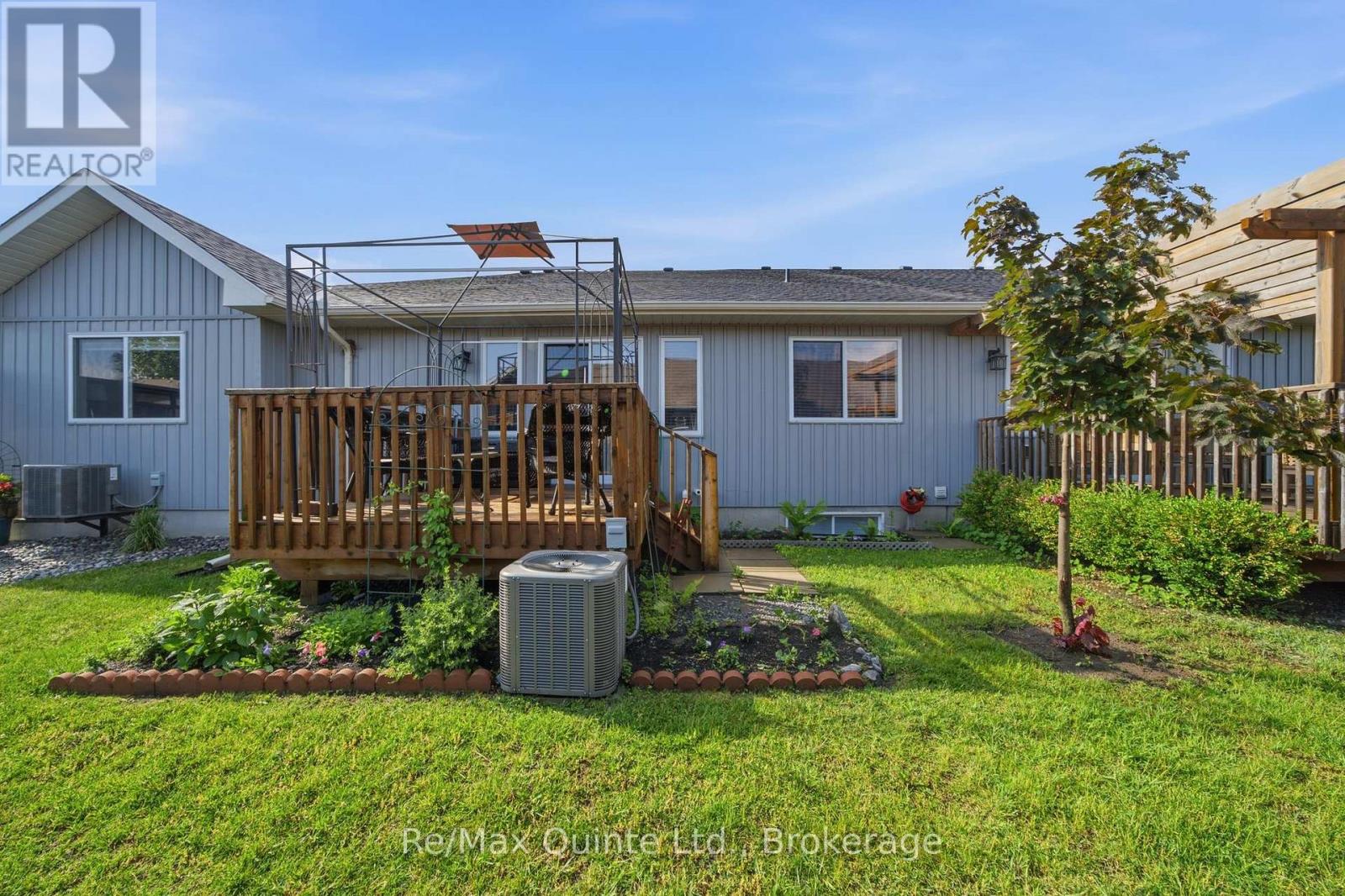 40 COBBLESTONE STREET - 37