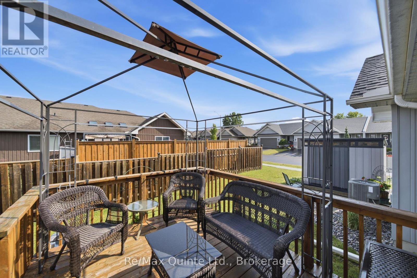 40 COBBLESTONE STREET - 40
