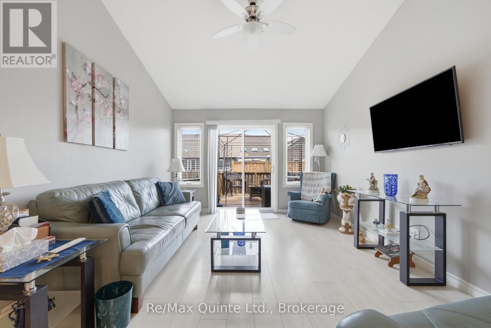 40 COBBLESTONE STREET - 14