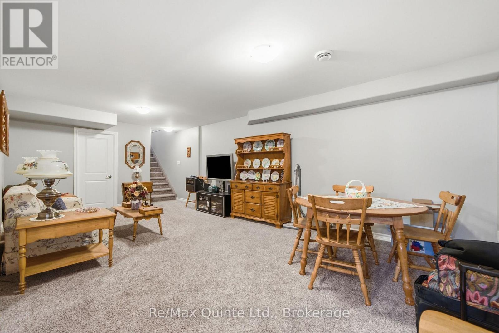 40 COBBLESTONE STREET - 27
