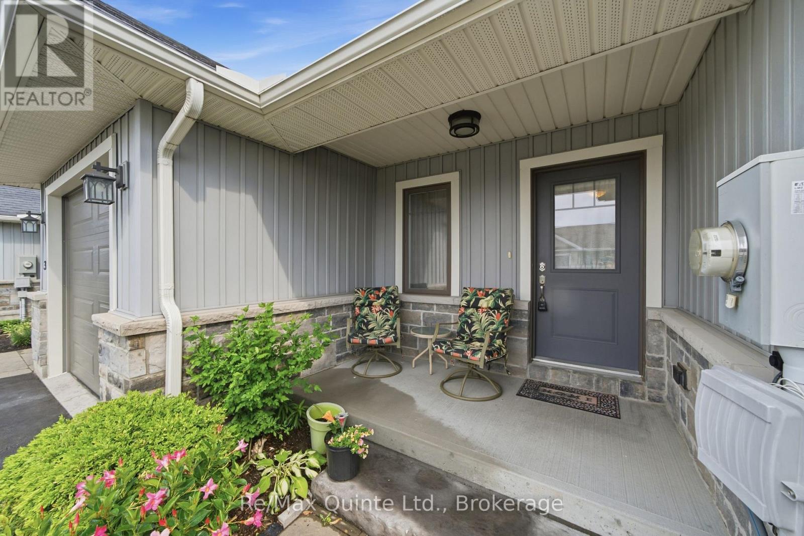40 COBBLESTONE STREET - 4