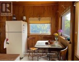 Sunroom - 23 Francis Street, Kawartha Lakes, ON K9V3R8 Photo 6