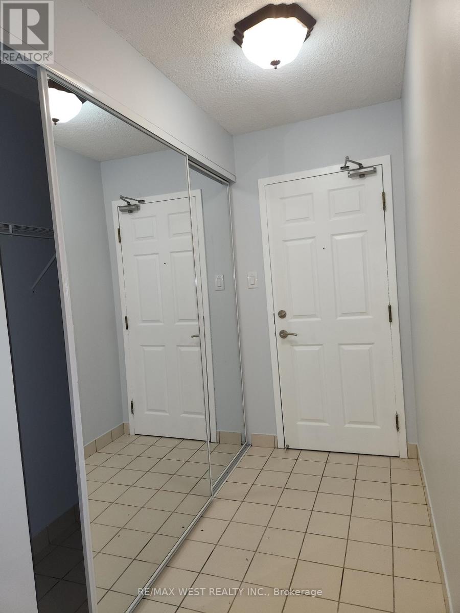 #513 309 MAJOR MACKENZIE DRIVE E - 18