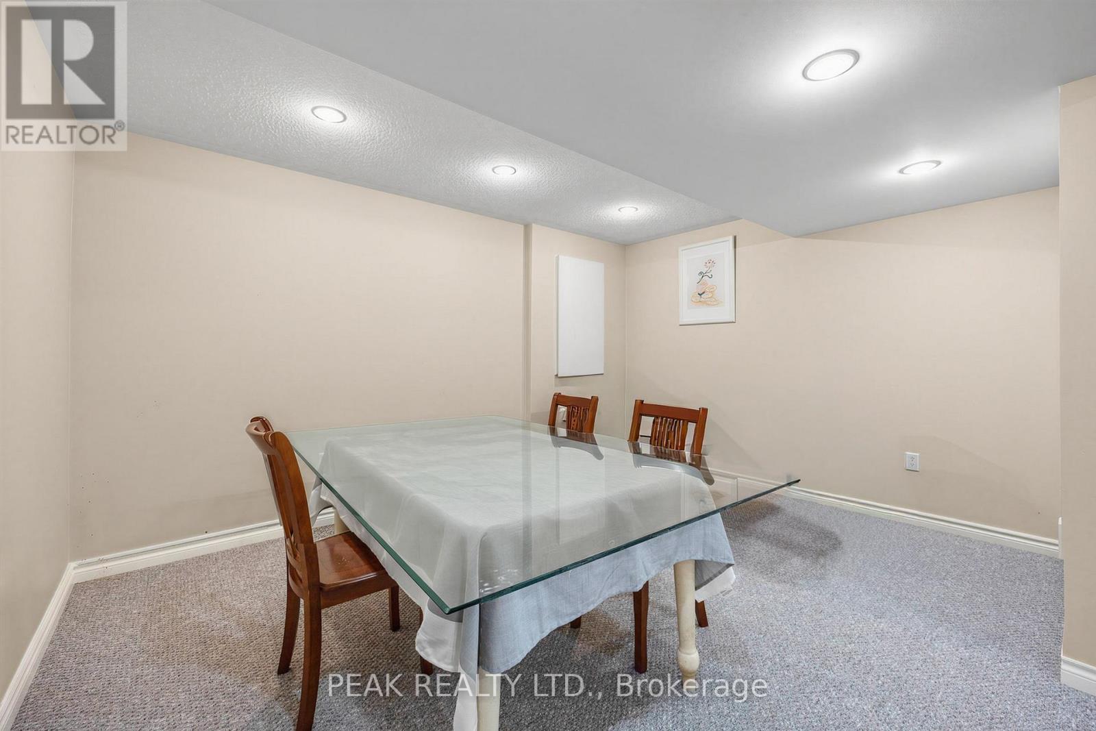 66 HOLLYLANE DRIVE - 37