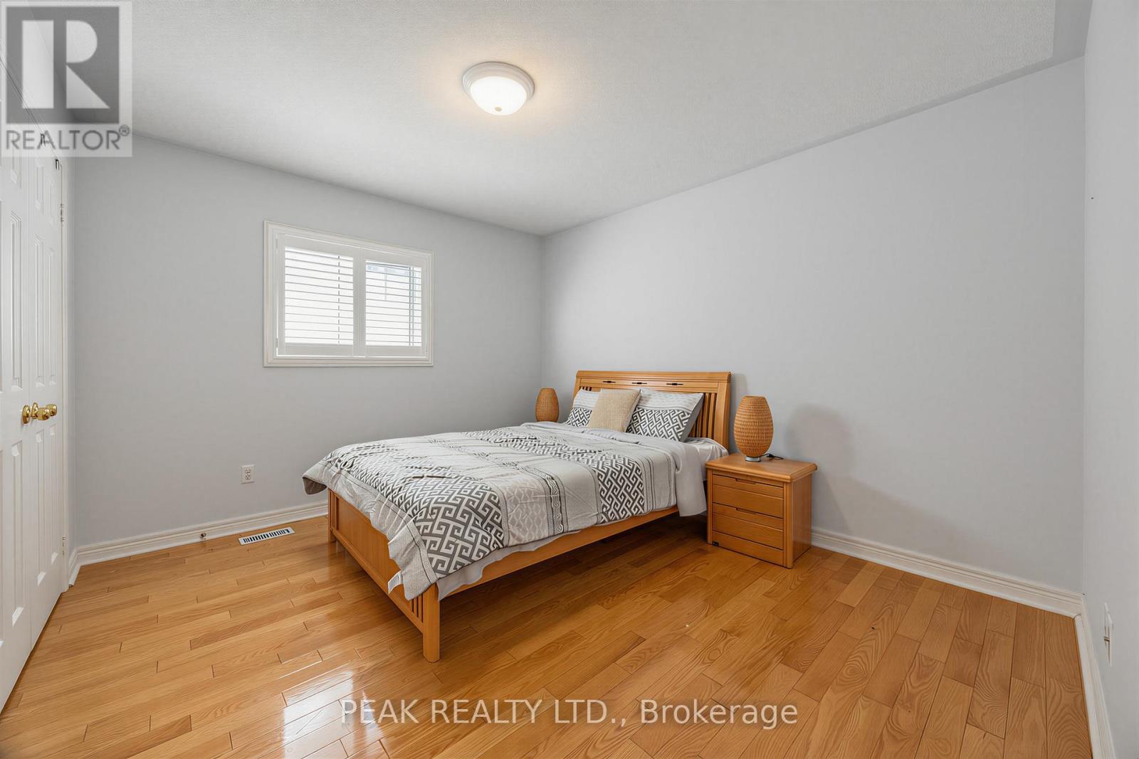 66 HOLLYLANE DRIVE - 27