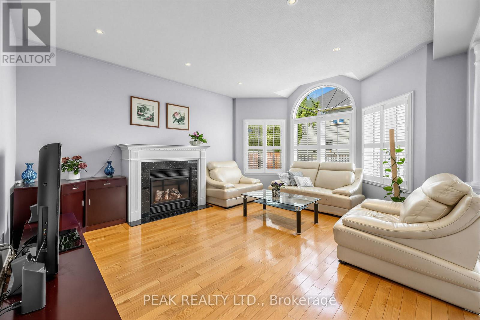66 HOLLYLANE DRIVE - 15