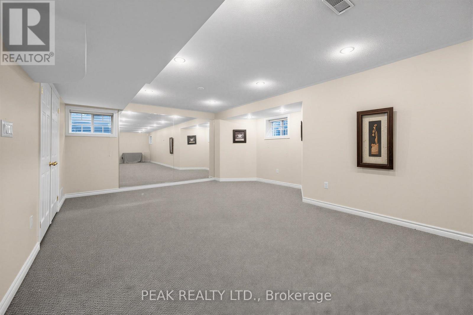 66 HOLLYLANE DRIVE - 40