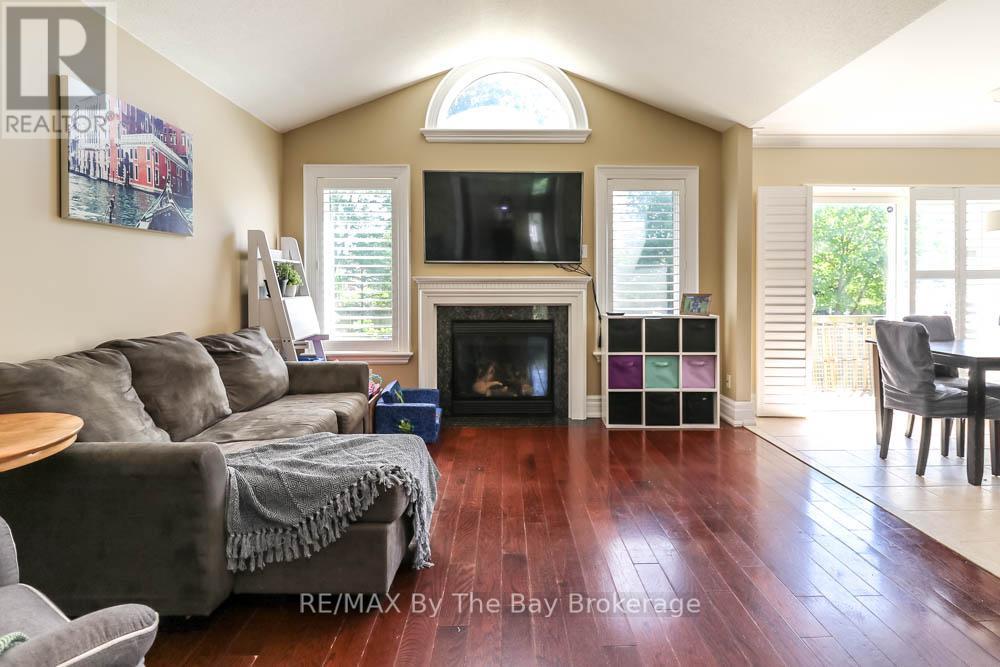 121 ROYAL BEECH DRIVE - 12