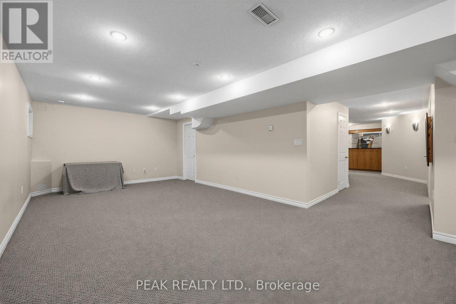 66 HOLLYLANE DRIVE - 41