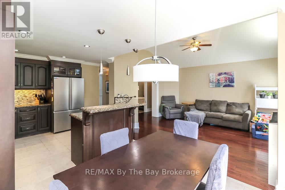 121 ROYAL BEECH DRIVE - 11