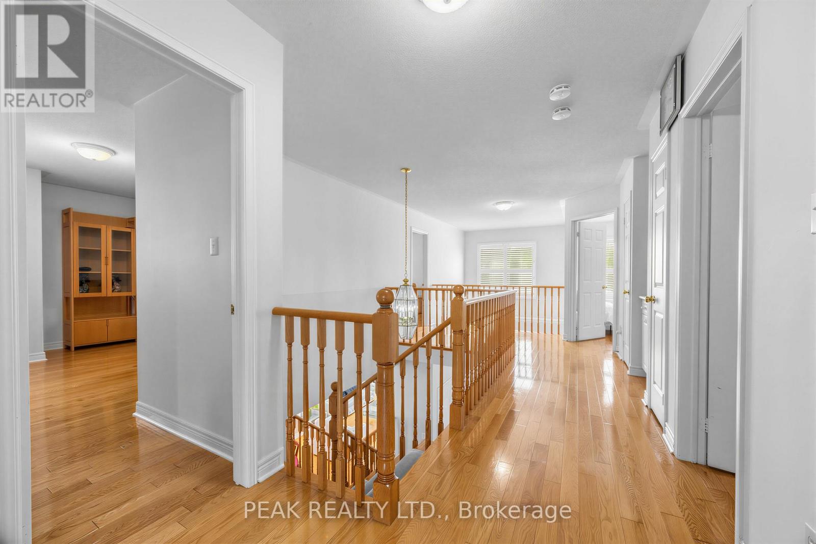 66 HOLLYLANE DRIVE - 32