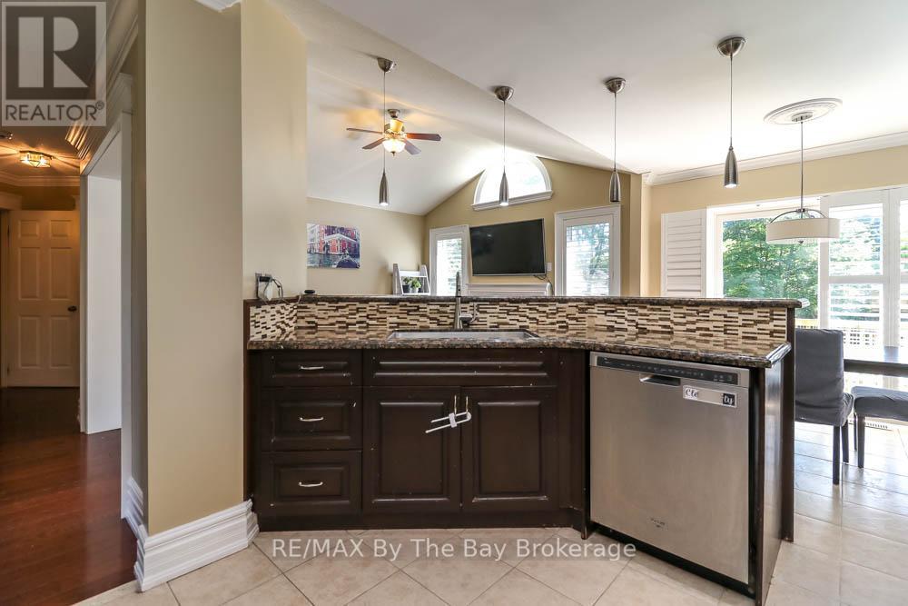 121 ROYAL BEECH DRIVE - 7