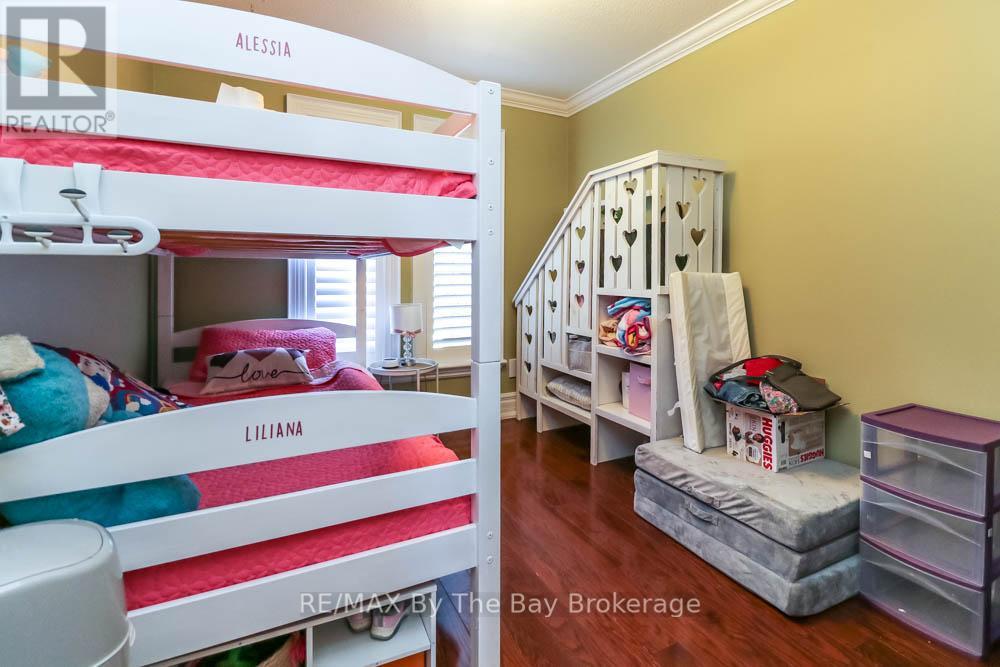 121 ROYAL BEECH DRIVE - 14