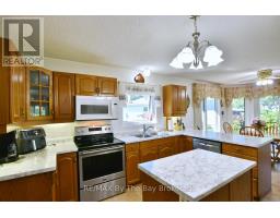 12 Indiana Avenue, Wasaga Beach, ON L9Z3A8 Photo 11