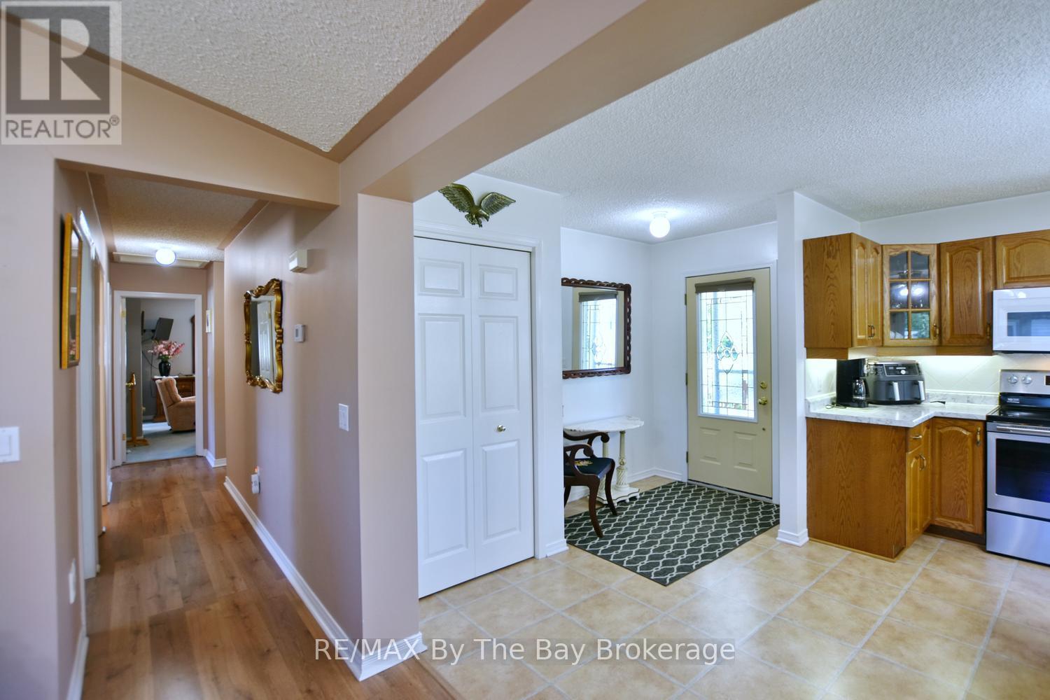 12 INDIANA AVENUE - 17