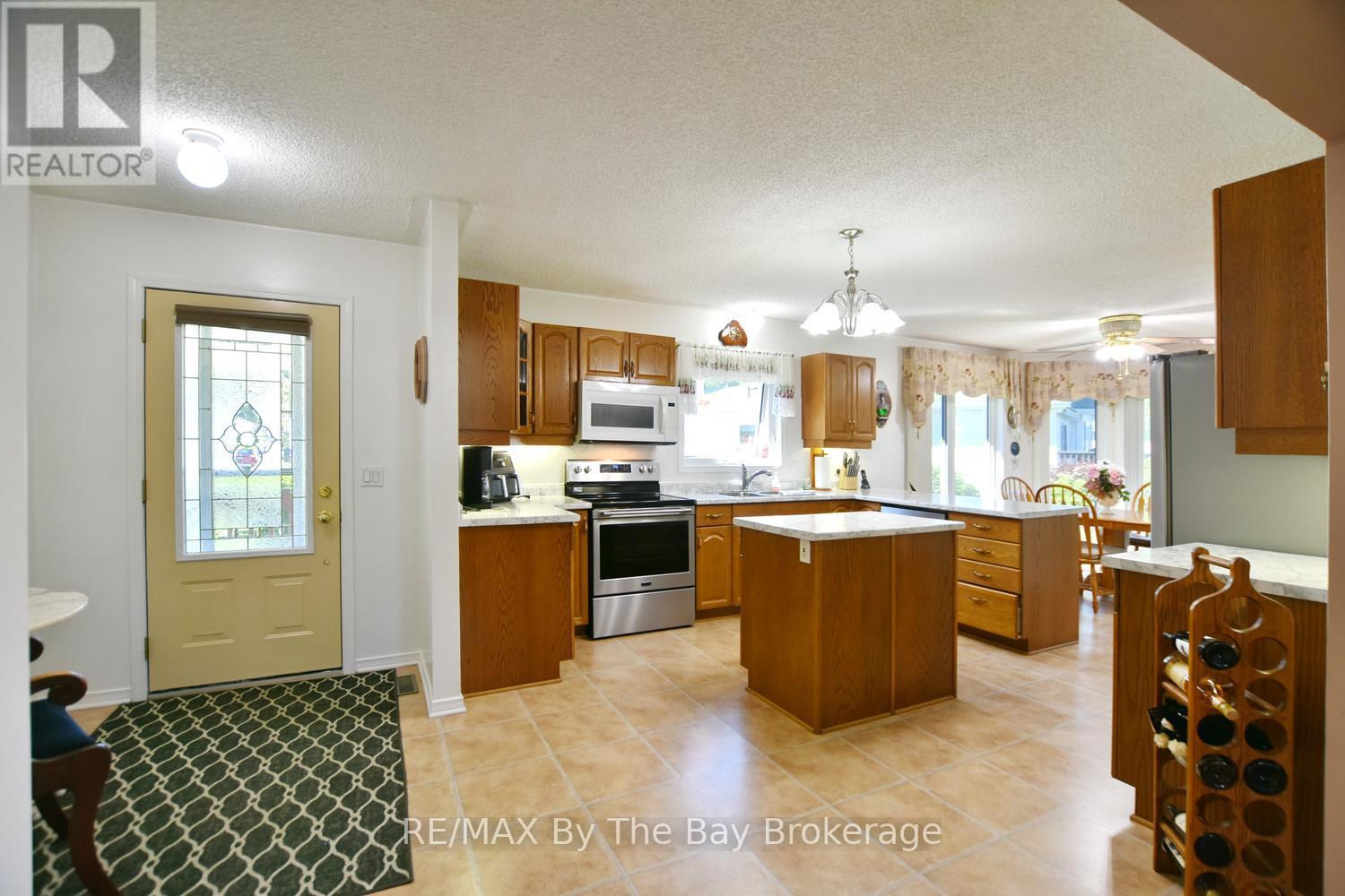 12 INDIANA AVENUE - 9