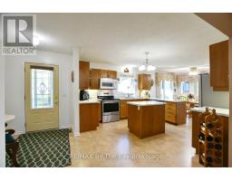 12 Indiana Avenue, Wasaga Beach, ON L9Z3A8 Photo 9