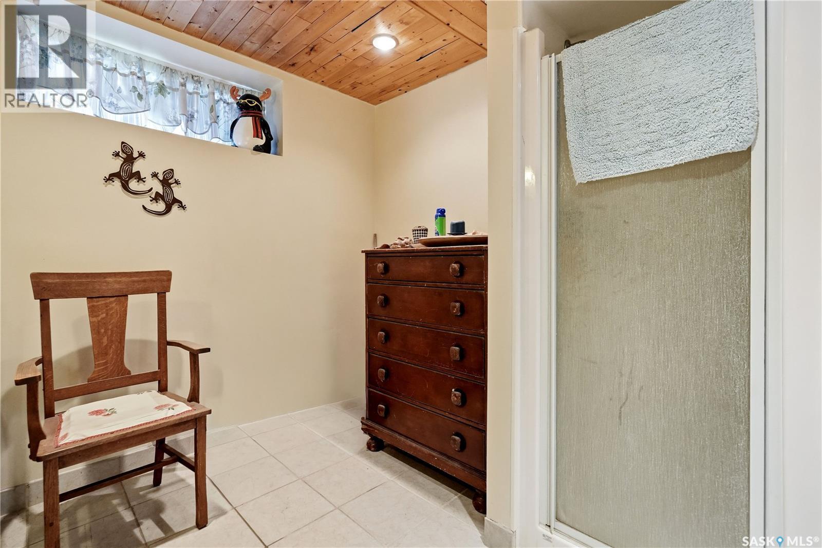 6 Kinsley ROAD - 19