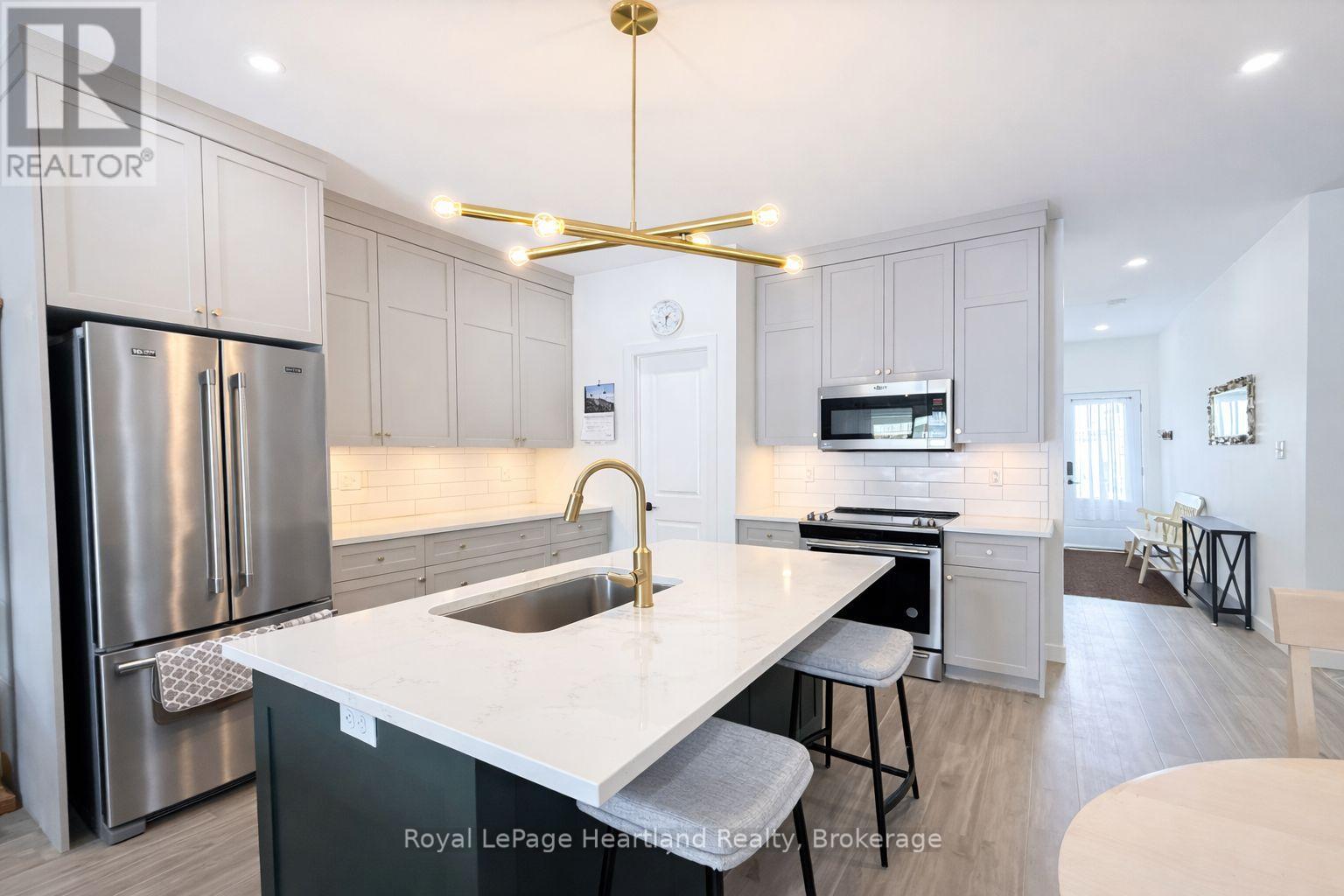 20 SILVER CREEK ROAD - 7