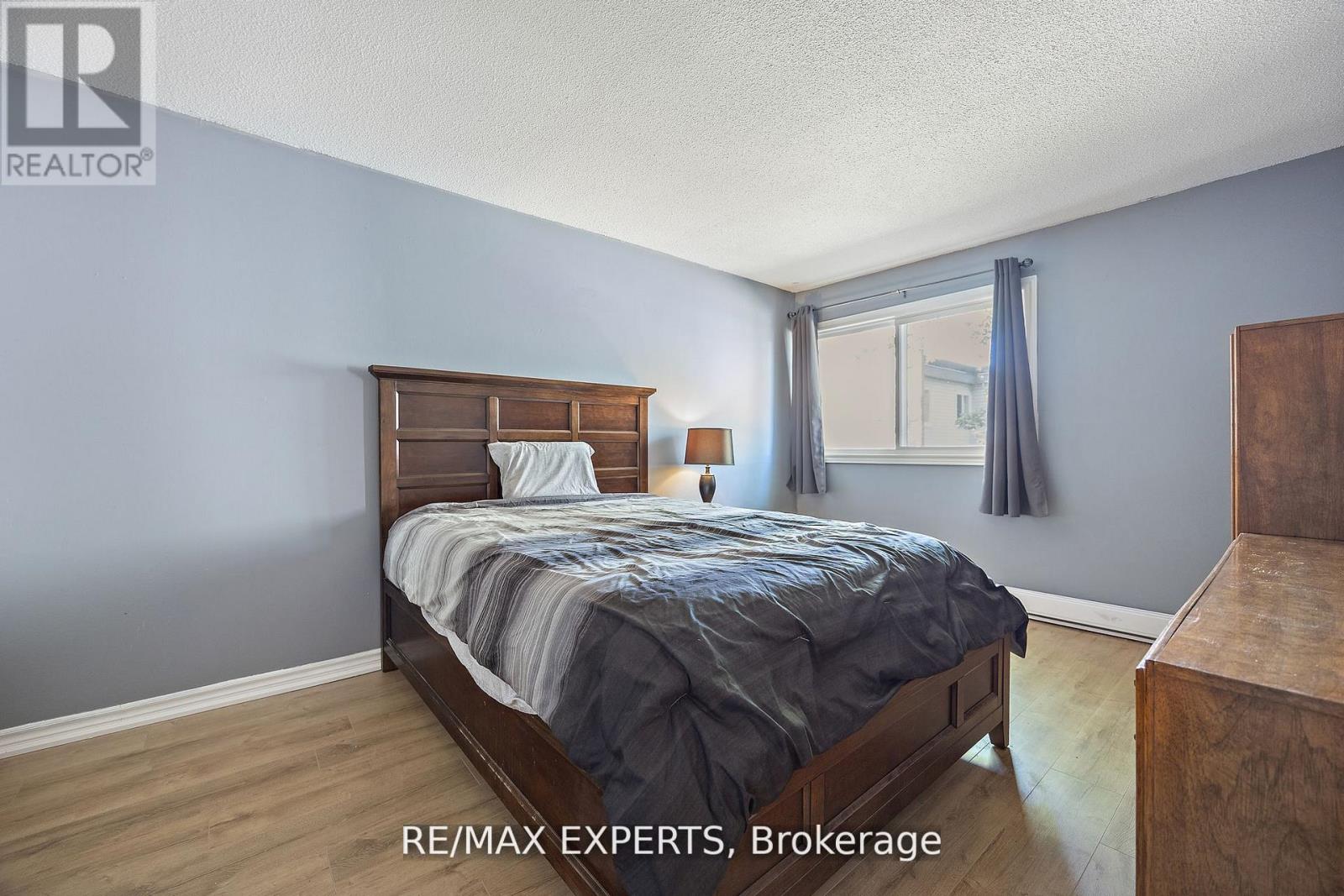 242 MILESTONE CRESCENT - 11