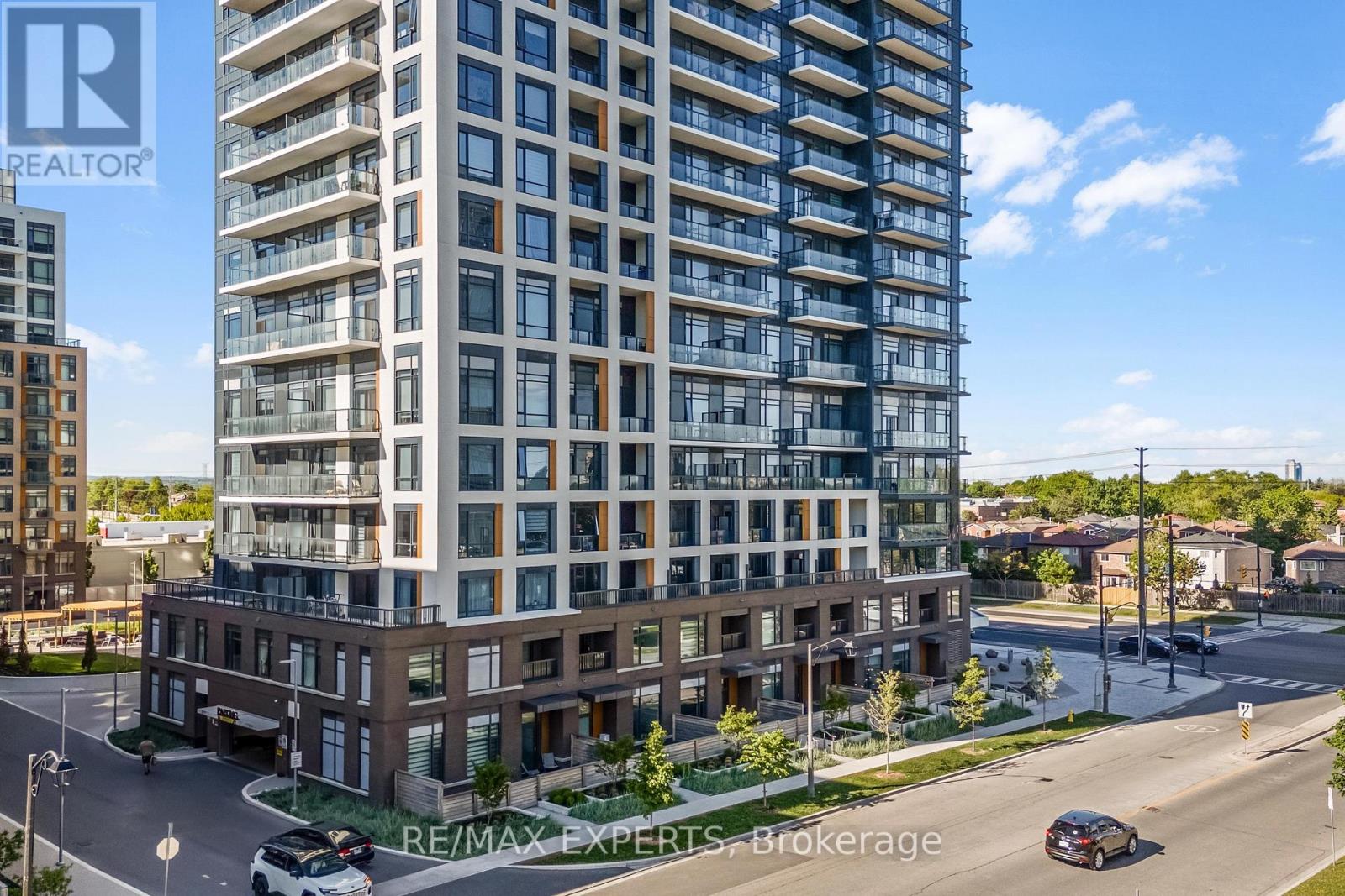 Listing photo of 1501 - 7950 BATHURST STREET