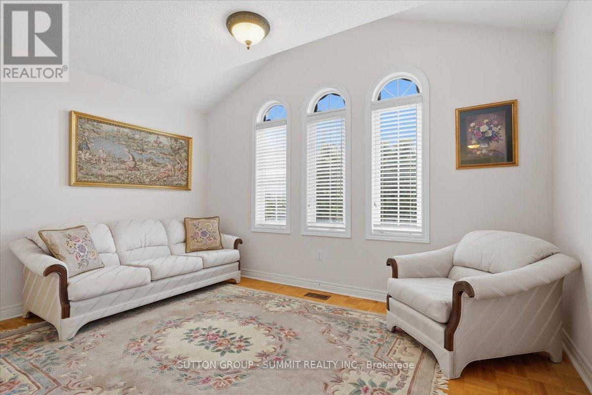 42 DYLAN STREET - 24