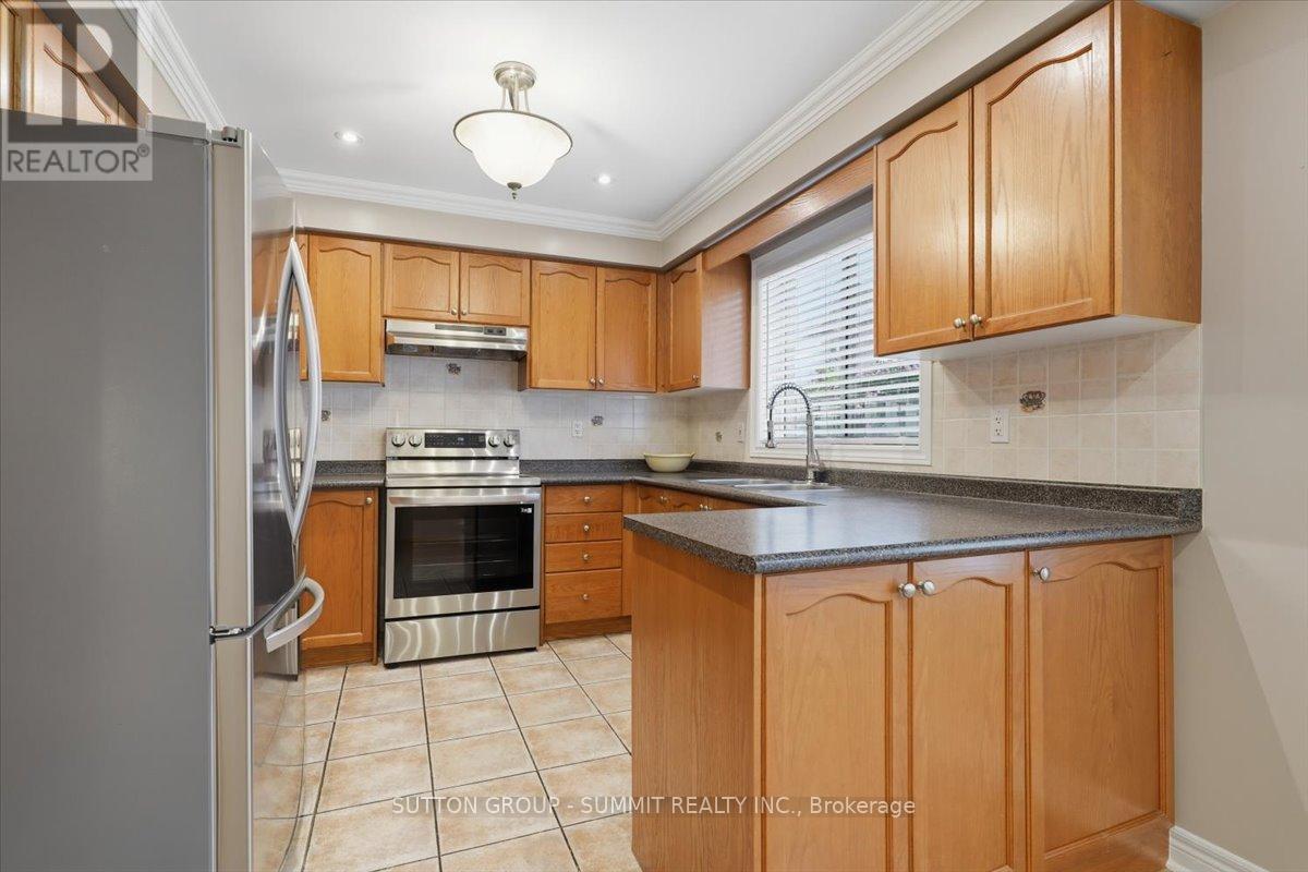 42 DYLAN STREET - 8