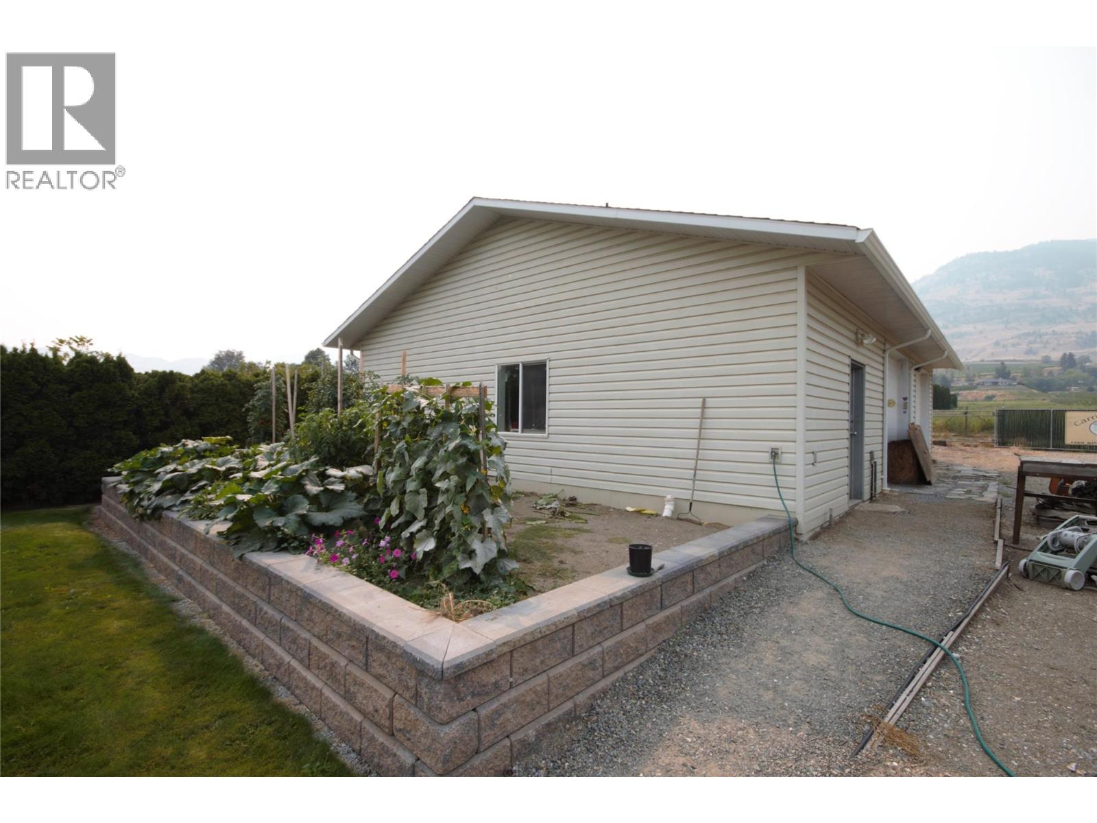 5226 HAYNES Road - 68