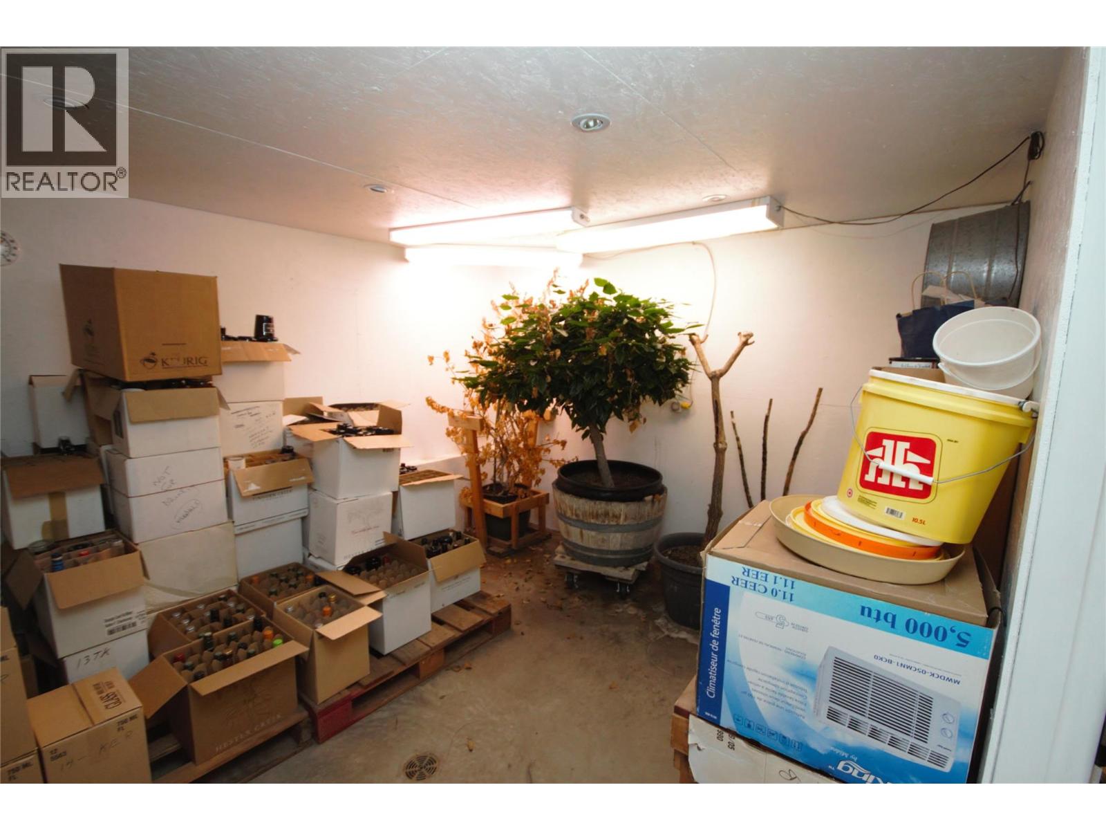 5226 HAYNES Road - 62