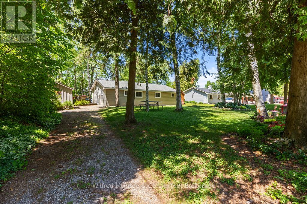 757 BRUCE ROAD 13 - 2
