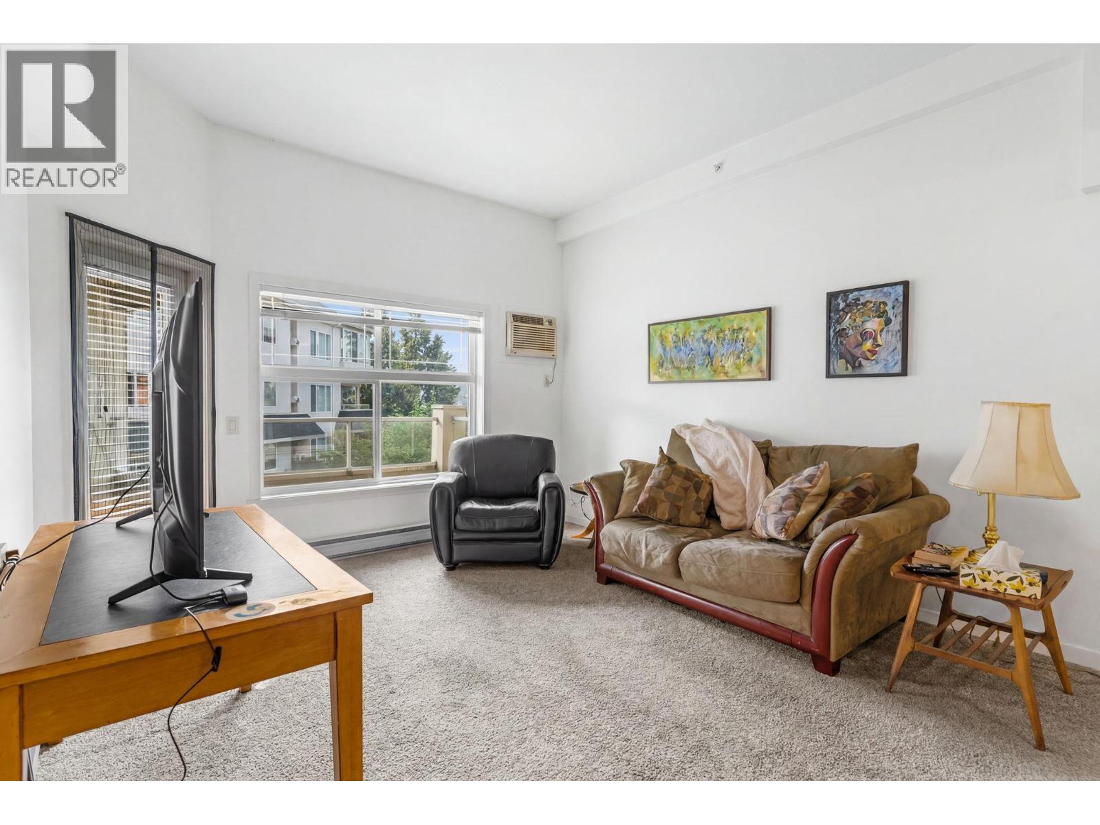 #311 515 Houghton Road - 6