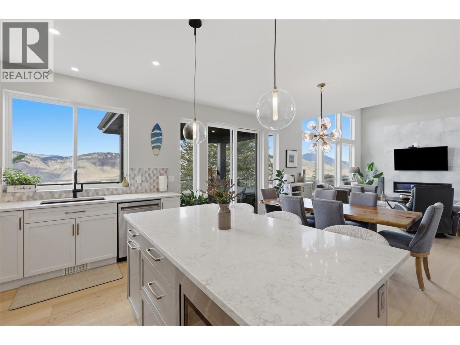 2137 LUPIN Court - 6