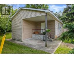 Laundry room - 335 Pike Bay Road, Northern Bruce Peninsula, ON N0H1X0 Photo 7