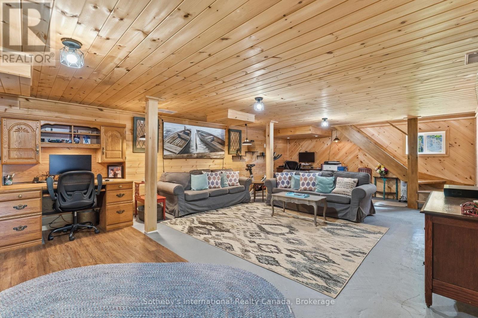 8 LAKEVIEW CRESCENT - 17