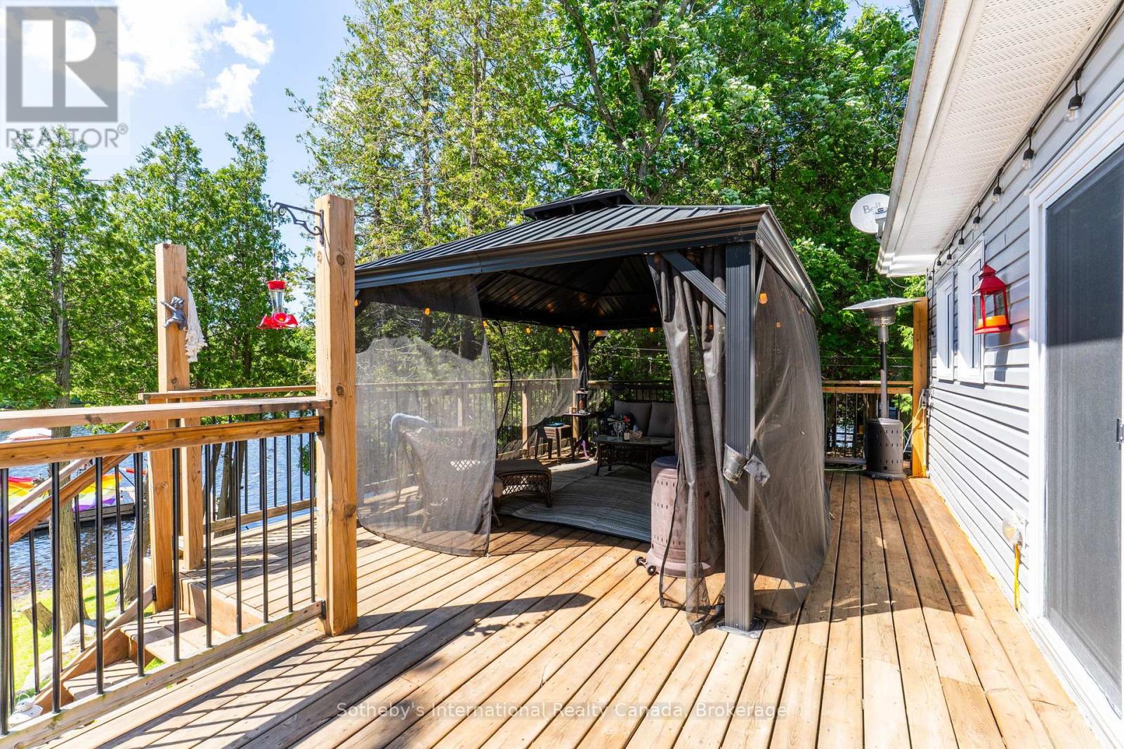 8 LAKEVIEW CRESCENT - 22