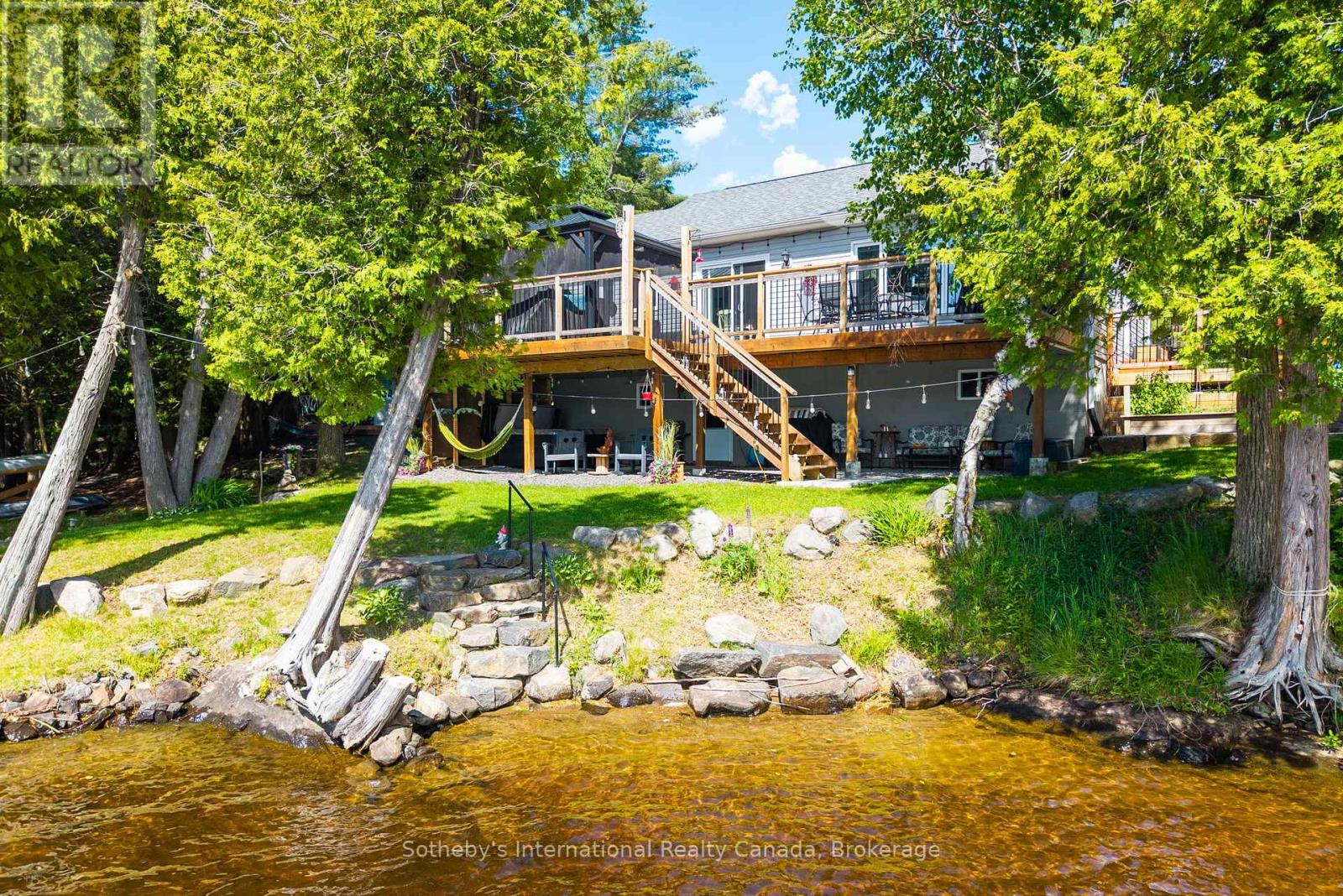 8 LAKEVIEW CRESCENT - 3