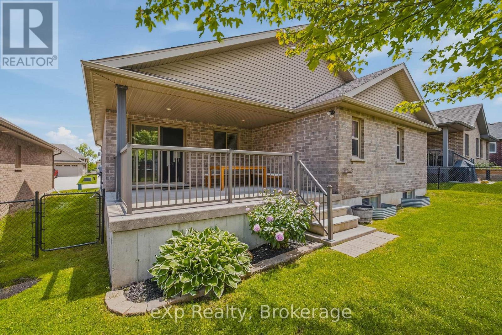 180 RUBY'S CRESCENT - 26